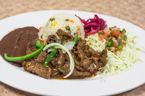 Jugoso Bistec de Carne Milanesa