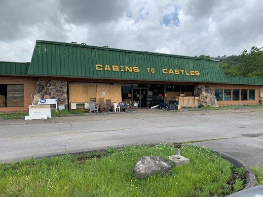 Cabins to Castles Trenton, GA.