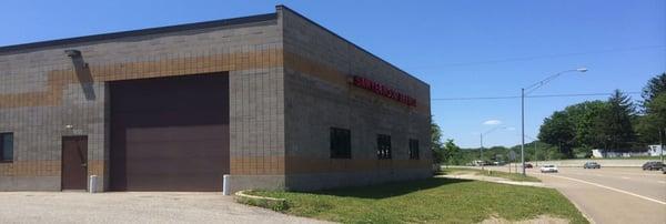 Sawyerwood Auto Service Shop in Akron