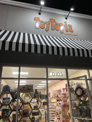 Toy Topia is so fun!!