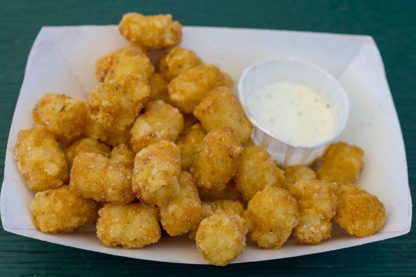 Tater tots with spicy ranch