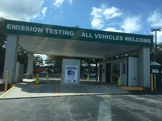 Easy emissions testing $25, spacious, clean.. fast.