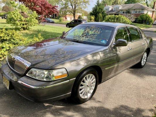 2004 Lincoln Town Car Ultimate full detail