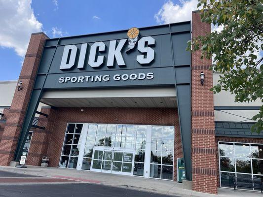 DICK'S Sporting Goods