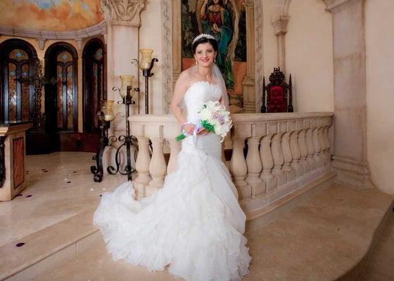 Bridal Portraits / Bridal Photographer / Bridals
http://www.entertainmentphotos.net/Wedding%20Samples.htm