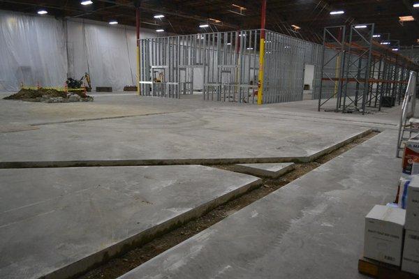 Our precision concrete cutting techniques are unmatched anywhere in Los Angeles. Call Accu-Cut today!