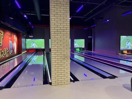 Bowling alley