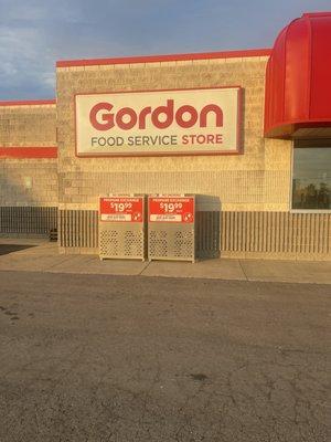 Gordon Food Service Store