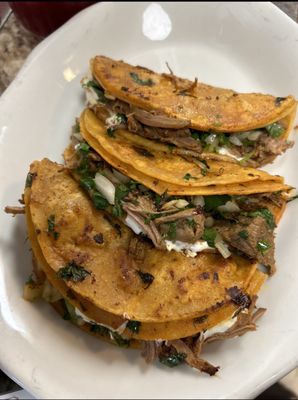 best birria tacos in waterbury,so crunchy and yummy. will definitely be back