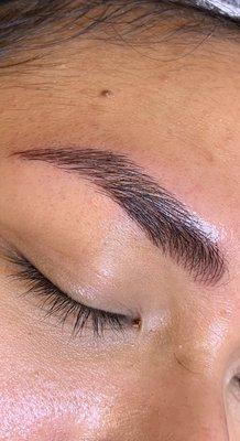 Natural microblading