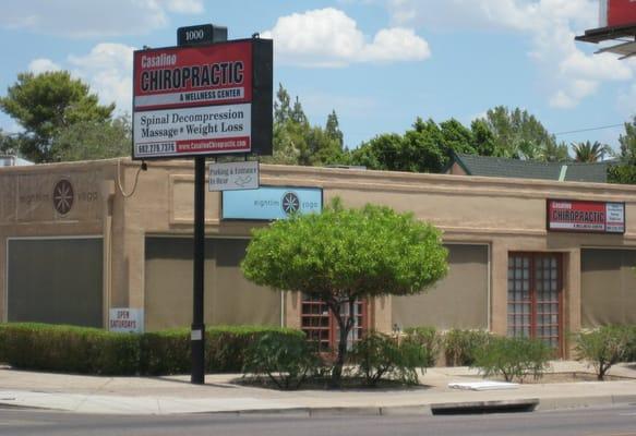 Northeast Corner of 10th Street and Camelback Road