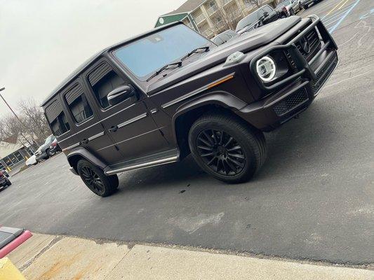 A beautiful Black Cherry Vinyl to transform the look of this G Wagon.