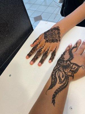 Henna tattoo done by Goldy