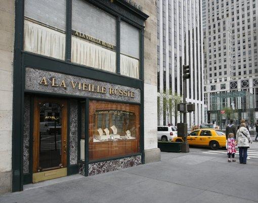 A La Vieille Russie's previous location at 781 Fifth Avenue