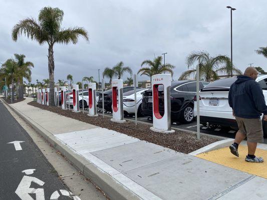 Tesla Supercharger - Five Cities