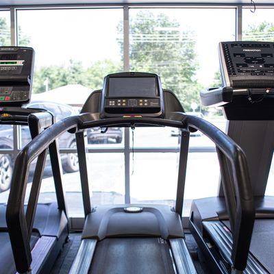 Modern cardio equipment at 24 Elite Gyms in Carthage