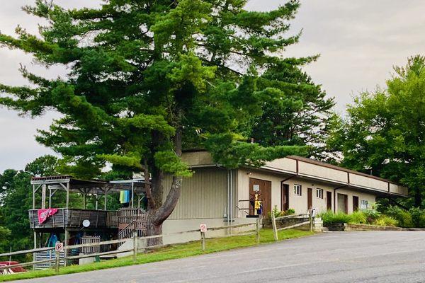 Claytor Lake Water Sports Exterior