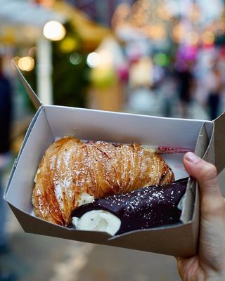 Ferrara Lobster tail, cannoli