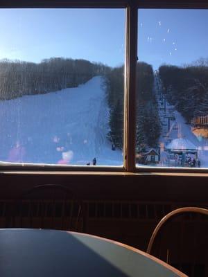 Perfect bluebird day at HV! Sipping a coffee in Yodler Lodge before enjoying the 6" of new snow!