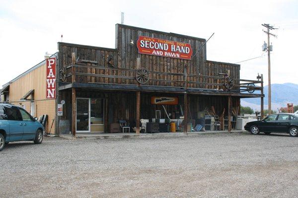 Acks Auction & Trading Post