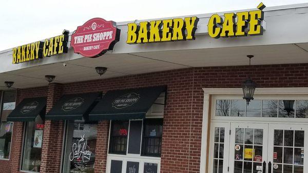 The Pie Shoppe - Bakery & Cafe