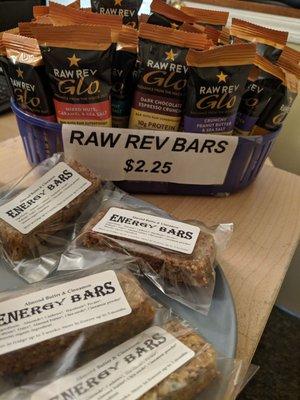 Amazing high protein and fiber nutritious bars!  They're super yummy!