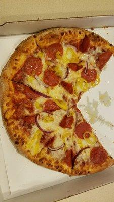 14" pepperoni, banana peppers and onions...