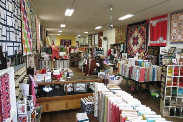 Hen & Chicks Studio carries quilting, scrapbooking, and gifts.