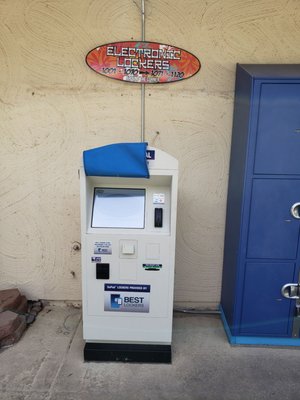 Atm kiosk for locker rentals