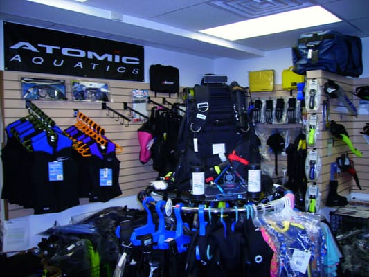 Gloves, Hoods, BCDs, Vests, Rash Guards, Dive Lights and more