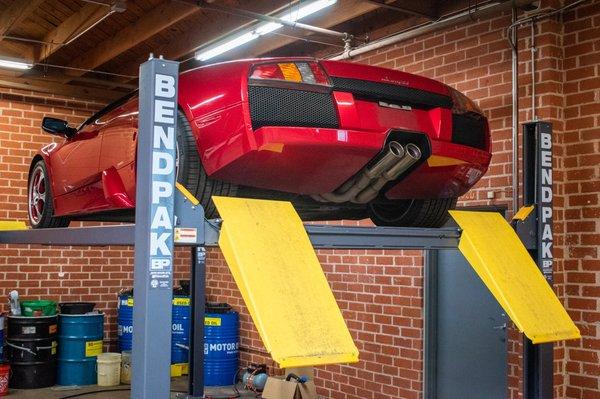 Working on a 2003 Lamborghini Murcielago