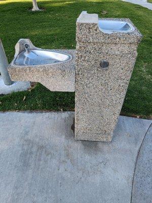 Water fountain