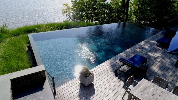 Beautiful infinity edge pool overlooking the Hudson River located in Palisades, NY