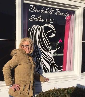 Bombshell Beauty Salon