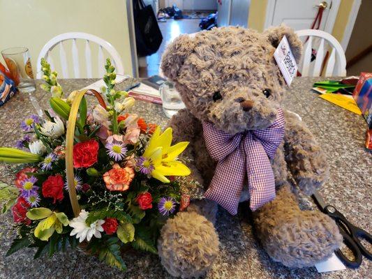 Custom Arrangement and Bear, delivered within hours of order.  Let them have free rein, they will make you look good!