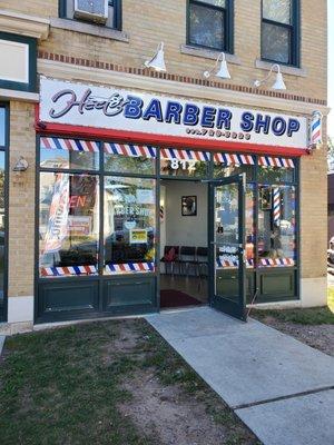 Hector's Barber Shop