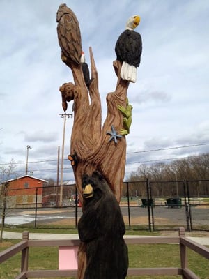 A tree carved out to represent Pennsylvania