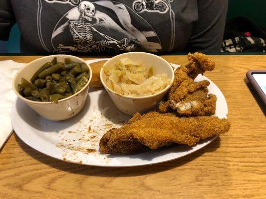 Fried chicken, green beans, cabbage and hot water cornbread