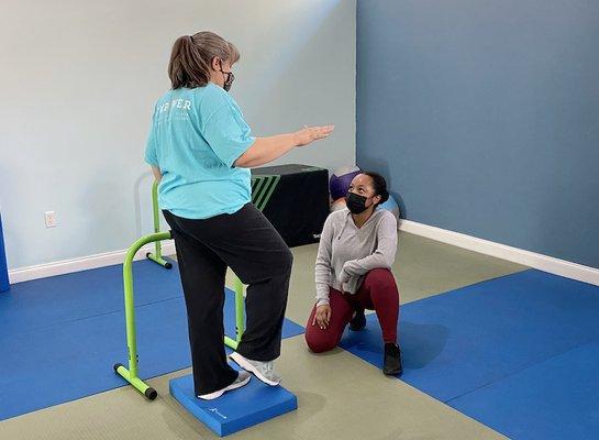 Knee stability and balance are a pair that must be maintained. Contact us today to begin Empower Training!