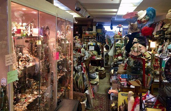 Established in 1983! We specialize in vintage clothing, vintage jewelry, antiques and collectibles.