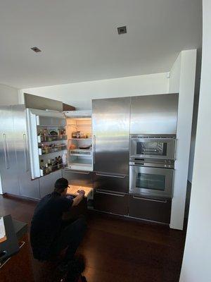 Sub-Zero refrigerator repair