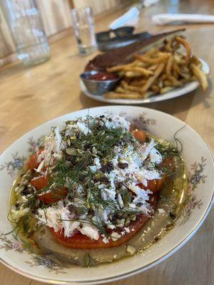 Tomato Heirloom Salad with Maine Crab