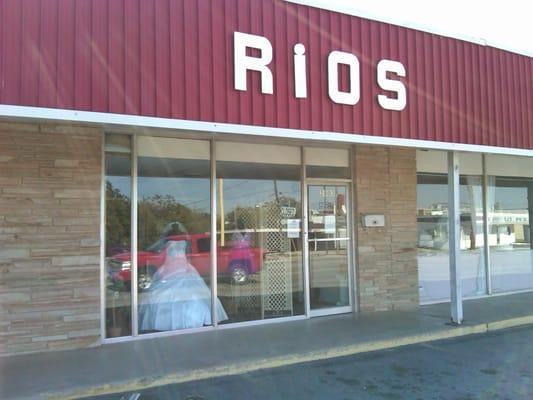 Rios Formals