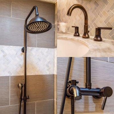 #industrial #modern #barn #bathroom #design #interiordesign #homeremodeling #ceramic #marble #oilrubbedbronze #waterfixtures