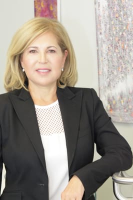 Dr Josiane Lederman ( Dermatologist Staten Island)