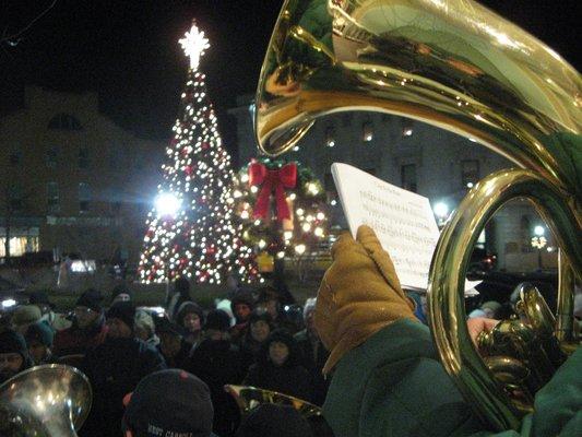 Holiday Tuba Carol Fest, Gettysburg, PA
 photo by Destination Gettysburg