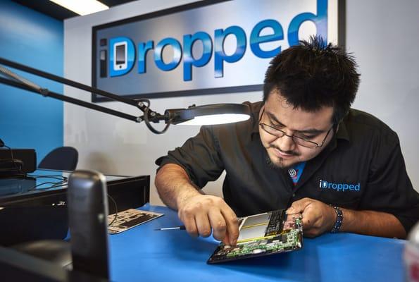 Expert Technicians that go through rigorous training on every device we service.