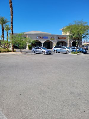 Crossroads Plaza Shopping Center