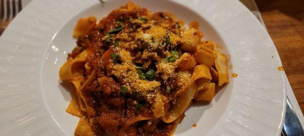 Pappardelle a Ragu