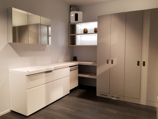 Laundry Space: Matt Lacquer and Decor doors.